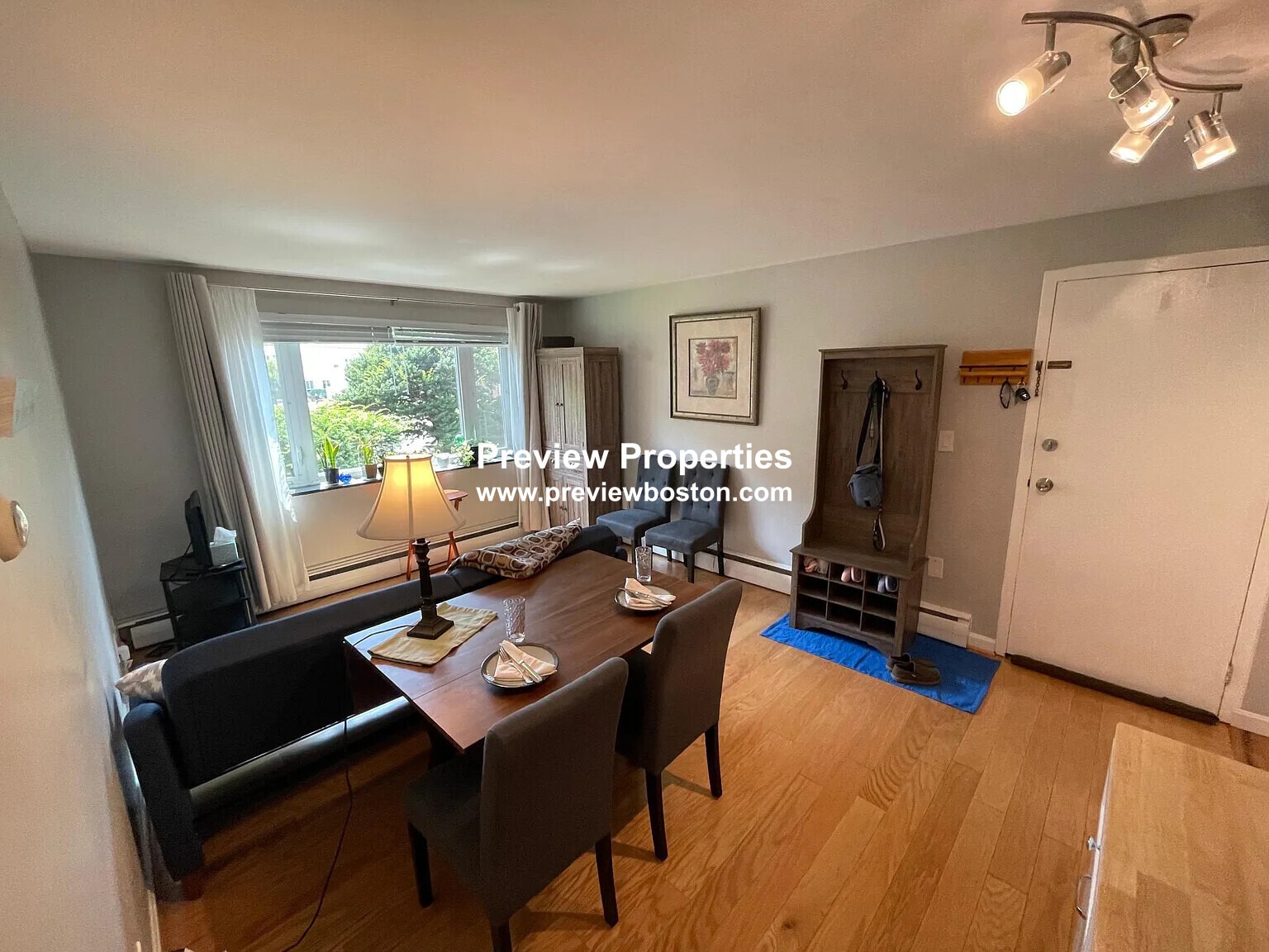 Building Photo - 38 Carey Ave