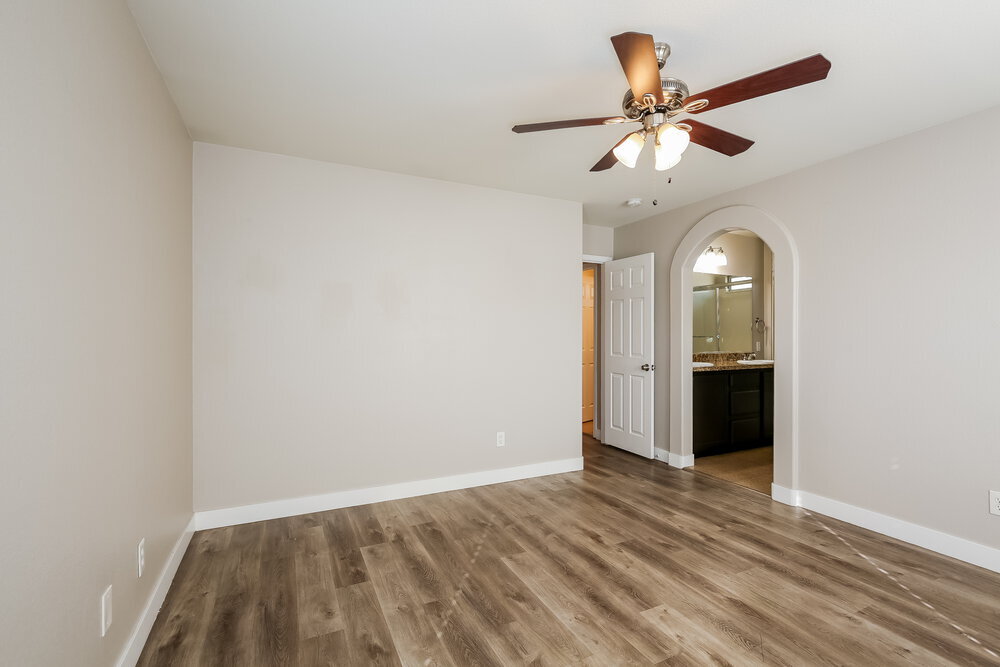 Building Photo - 37 Rosa Rosales Ct