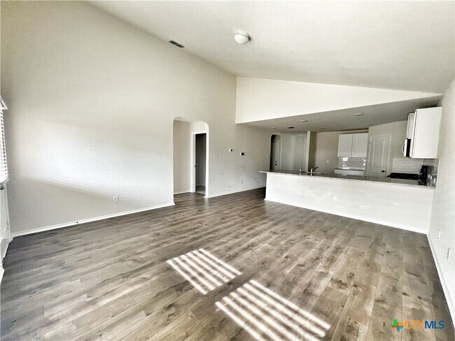 Building Photo - 29529 Spring Copper