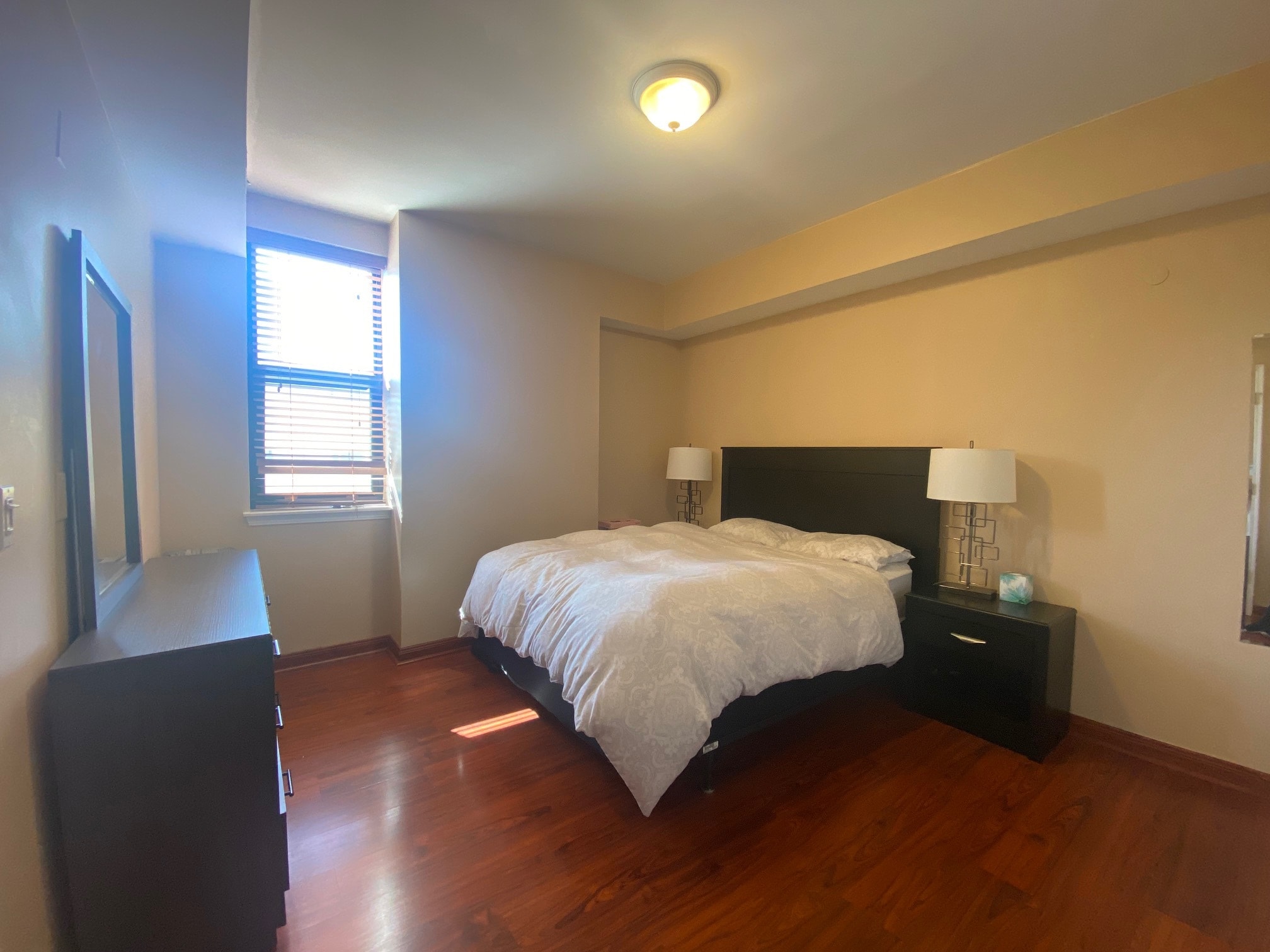 Building Photo - 1464 S Michigan Ave