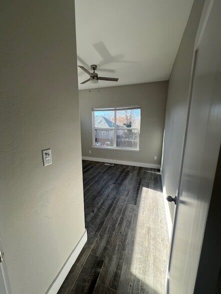 Building Photo - 1336 White Ave