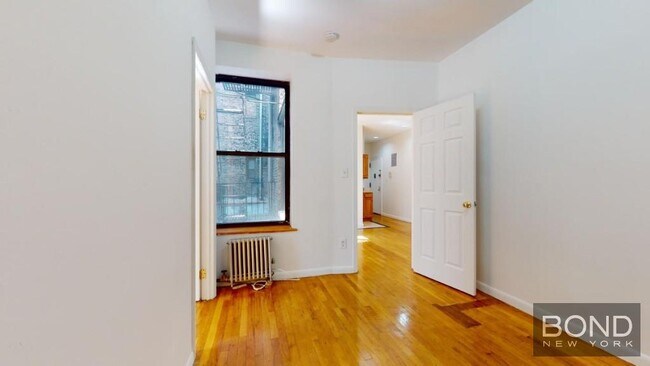Building Photo - 237 E 5th St