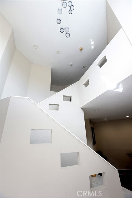 Building Photo - 2600 Woodbury Dr