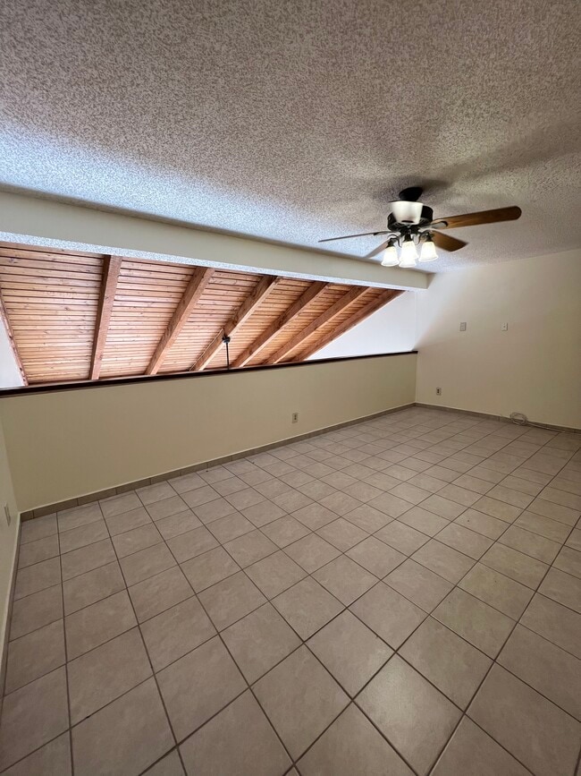 Building Photo - 1424 SW 131st Place Cir E