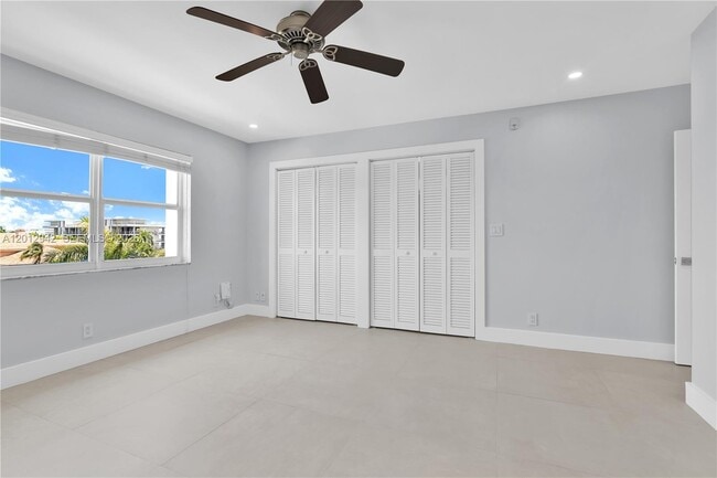 Building Photo - 1770 E Las Olas Blvd