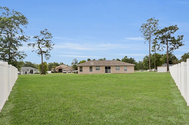 Building Photo - 11302 SW 62nd Cir
