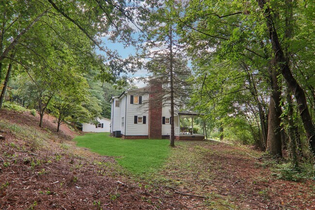 Building Photo - 5 Timothy Ln