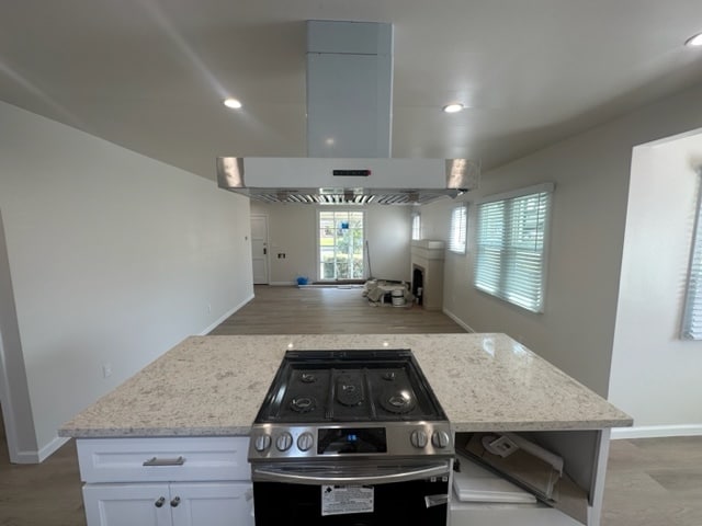 Building Photo - 311 W Newmark Ave