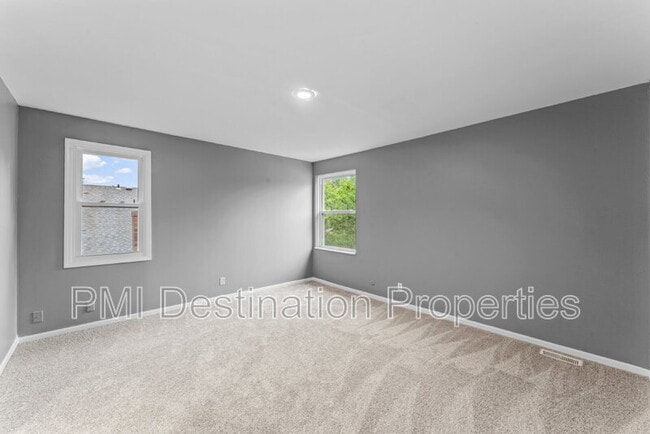 Building Photo - 16107 W 141st Terrace