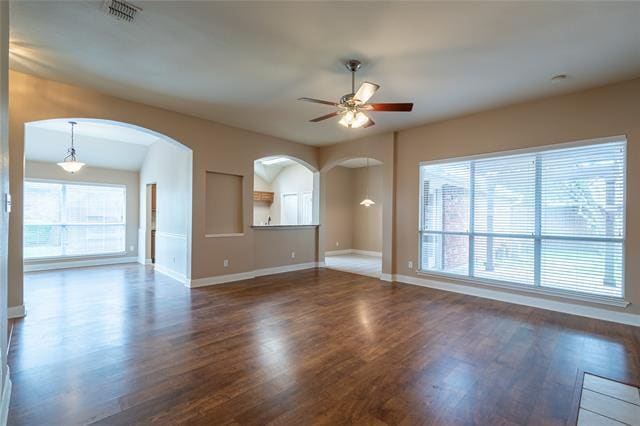 Building Photo - 6309 Essex Ln