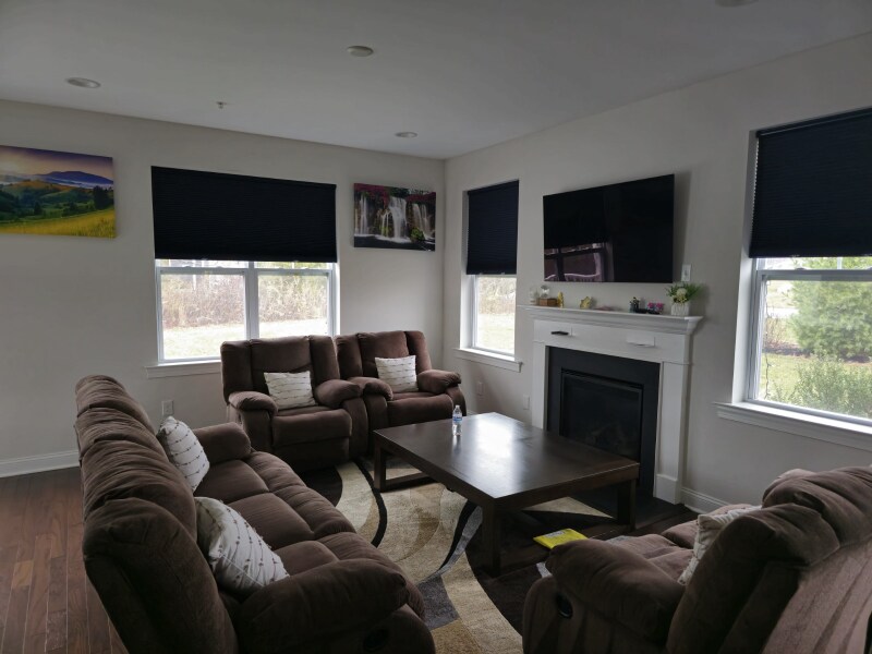 Building Photo - 100 Everleigh Dr