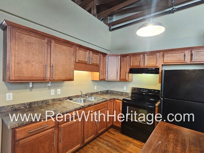 Building Photo - WOW!!.....GORGEOUS LOFT APARTMENT!!!!....DOWNTOWN VILLA RICA