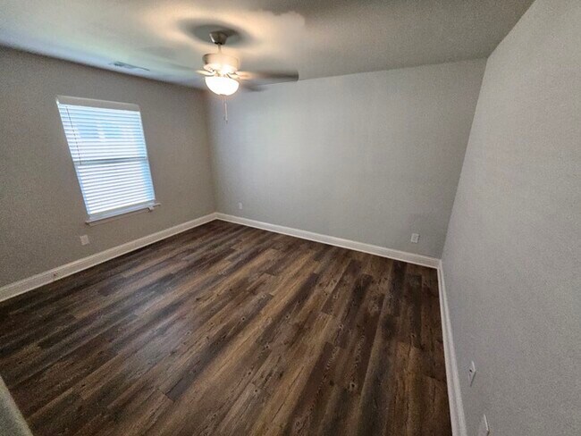 Building Photo - Charming 3 beds 2 baths in Sherman!