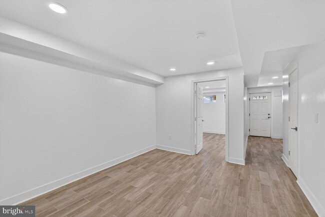 Building Photo - 2218 16th St NE