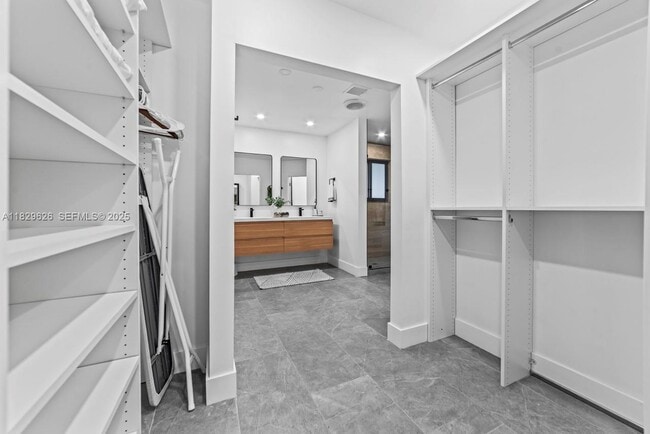 Building Photo - 14875 SW 212th St