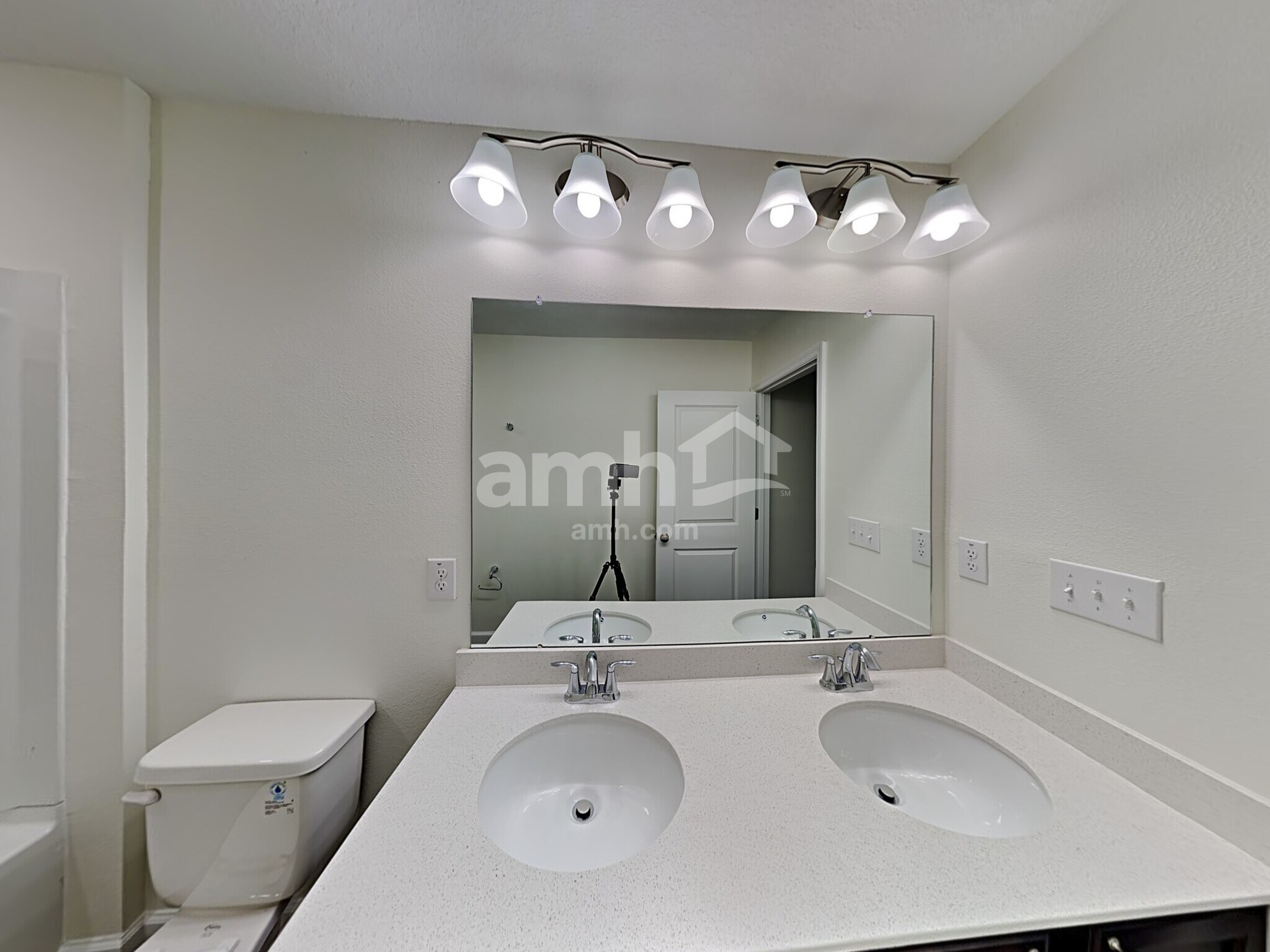 Building Photo - 29640 Passerine Ct