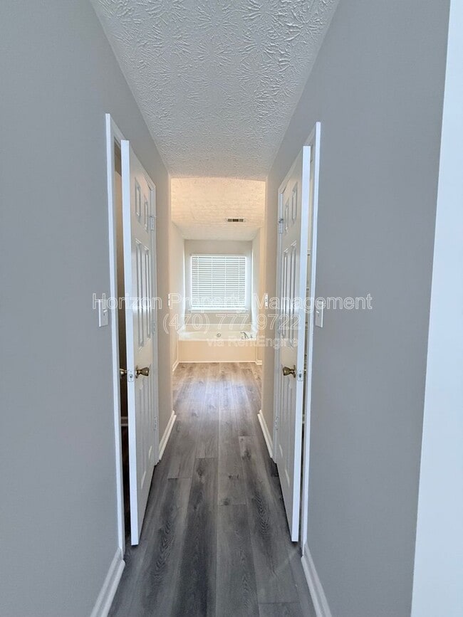 Building Photo - 4275 Connick Way