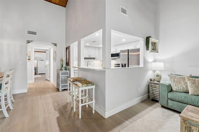Building Photo - 505 Plaza Seville Ct