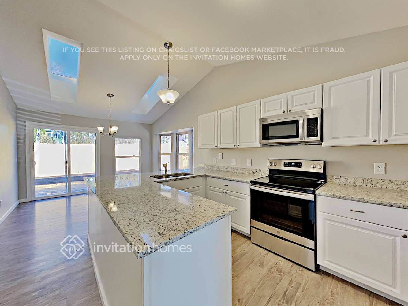 Building Photo - 18621 E Columbia Pl