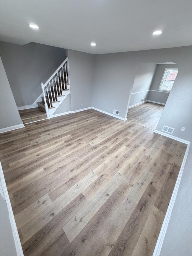 Building Photo - 5425 Whitlock Rd