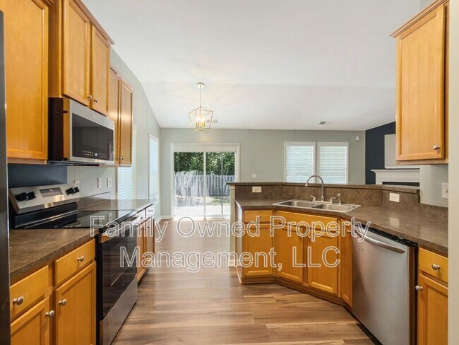 Building Photo - 219 Sweet Alyssum Dr