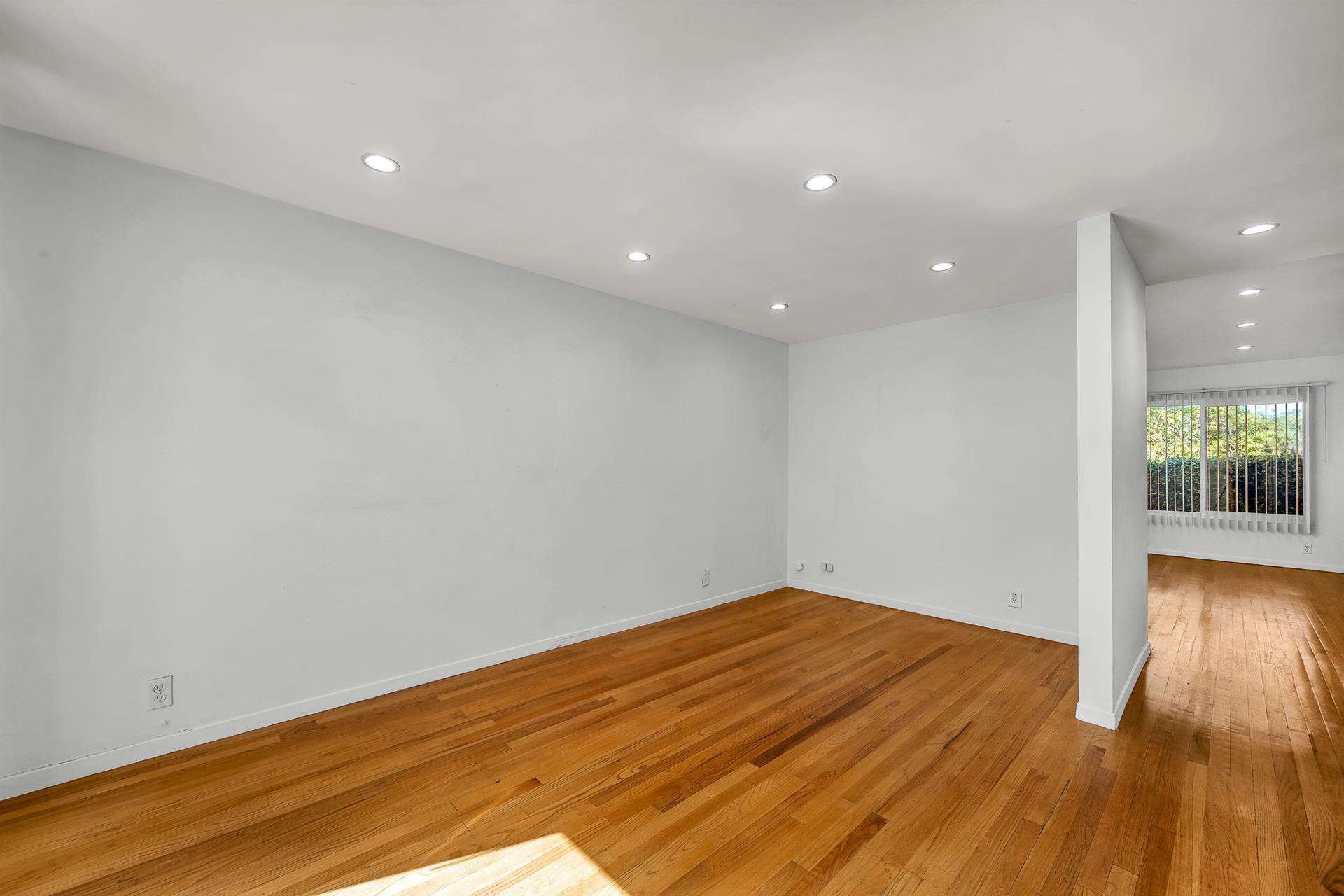 Building Photo - 246 Green Heath Pl