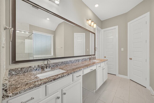 Building Photo - 4403 Tumbling Leaf Ct