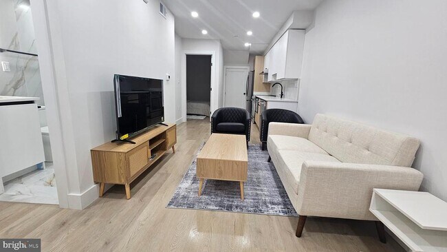 Building Photo - 3923 14th St NW