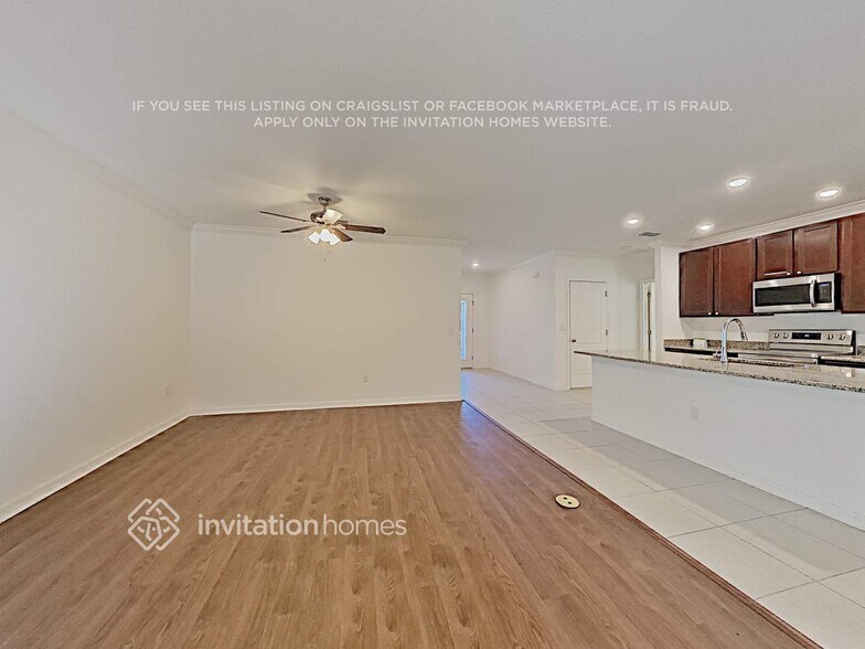 Building Photo - 4415 Reisswood Lp