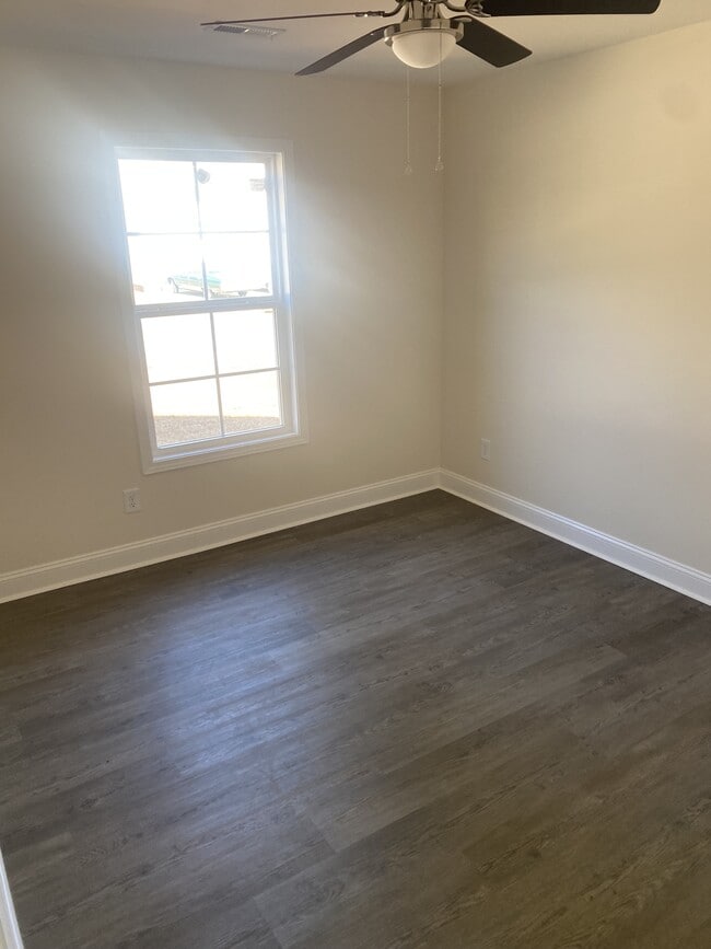 Building Photo - 3277 Spiral Ln