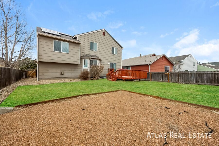 Building Photo - 5566 Vermillion Bluffs Dr