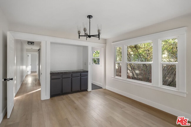 Building Photo - 4316 Kingswell Ave