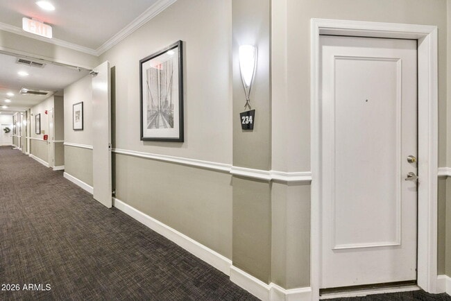 Building Photo - 1701 E Colter St