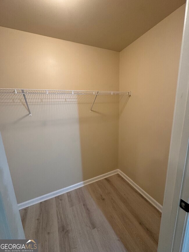 Building Photo - 852 Nevis Way