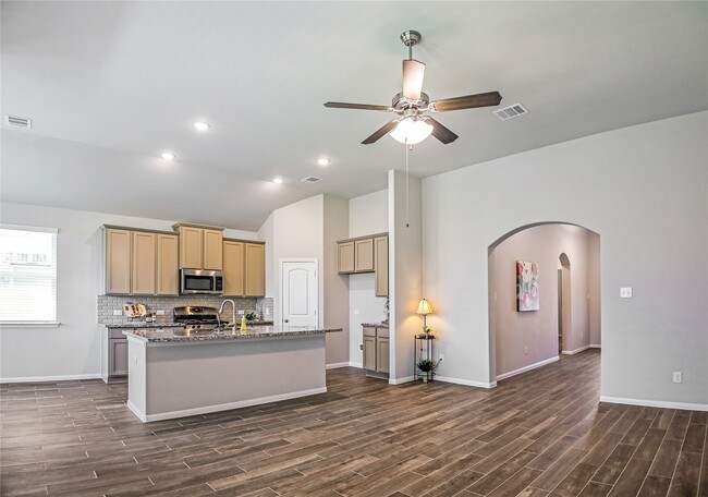 Building Photo - 1866 Kenley Wy