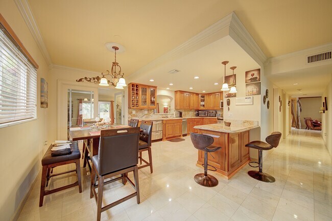 Building Photo - 16811 NW 83rd Ave