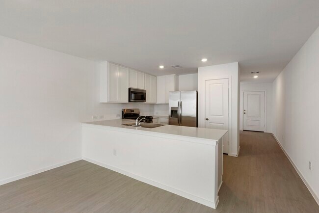 Building Photo - 490 Southern Magnolia Wy