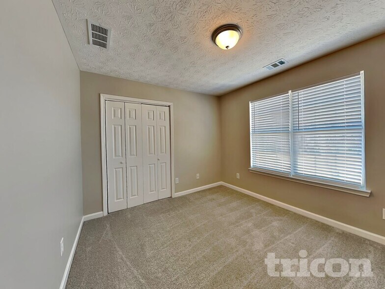 Building Photo - 1120 Patton Way
