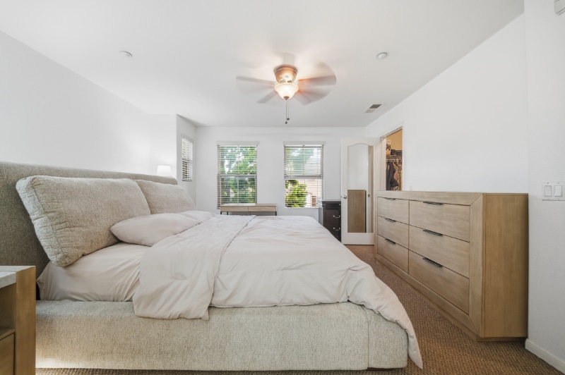 Building Photo - 1295 Blue Jean Way