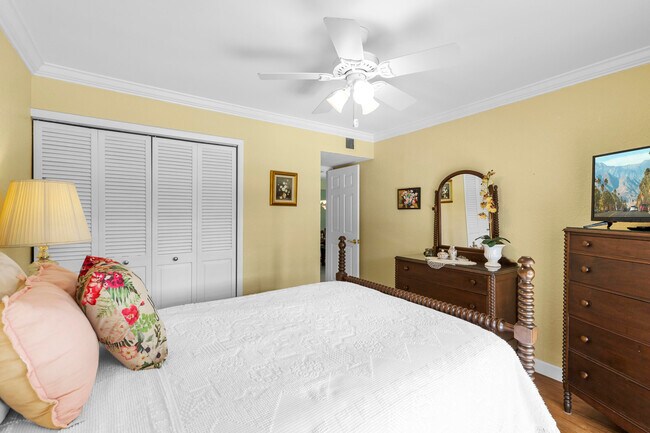 Building Photo - 171 Deer Creek Blvd