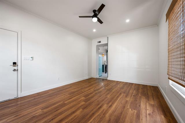 Building Photo - 305 S Willomet Ave