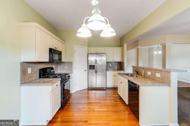 Building Photo - 1817 Waterside Dr