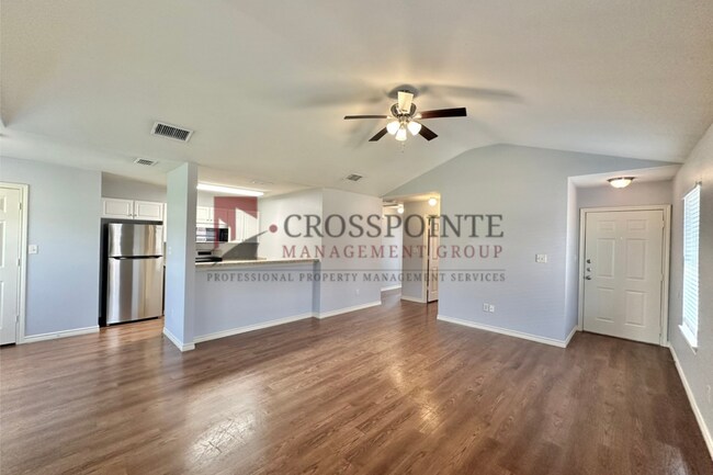 Building Photo - 8931 Mansion Creek Cir
