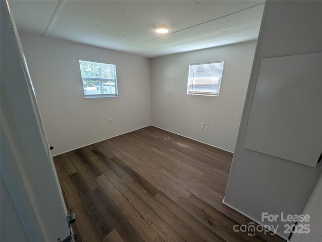 Building Photo - 6028 McDaniel Ln