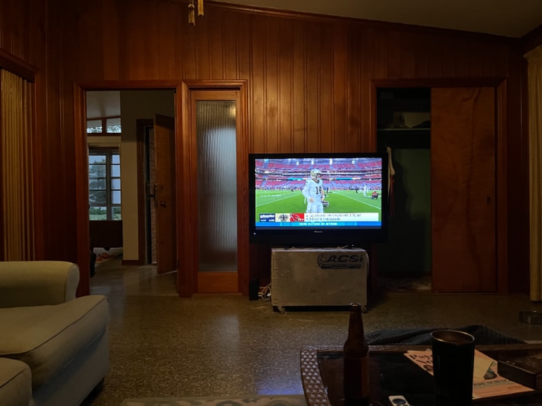 Building Photo - 228 Topaz St