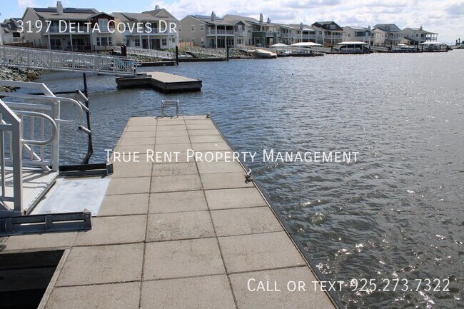 Building Photo - Gorgeous 5 Bed, 3 Bath in Highly Desirable...