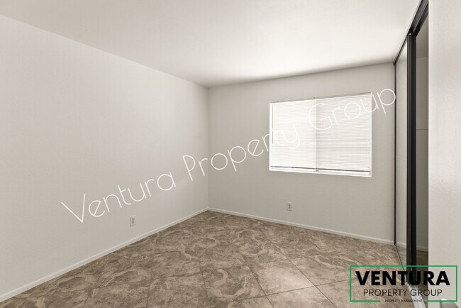 Building Photo - Spacious 4-Bed, 3-Bath Gem in Camarillo Heights