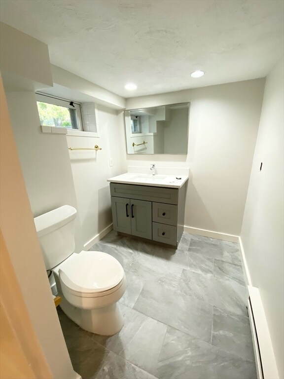 Building Photo - 103 Powers St