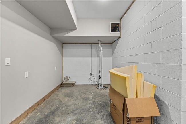 Building Photo - Beautiful Home for Rent in Chestnut Cove