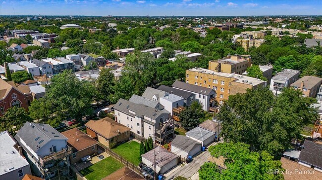 Building Photo - 2515 N Talman Ave